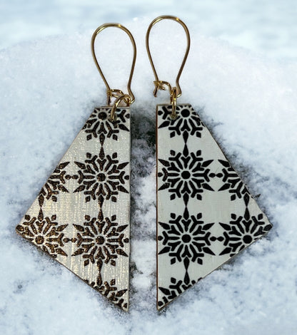 Snowflake Earrings. White fabric with black snowflakes on wood. Madera Design Studio.