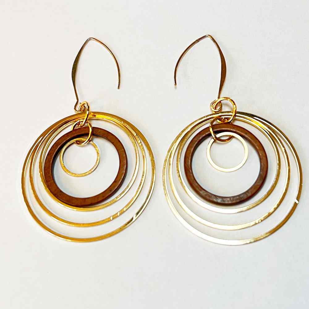 Circles earrings by madera design studio